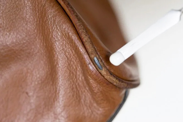 Bag Corner & Edge Repair in Badarpur South Delhi