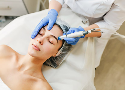 Hydrafacial Treatment in Noida