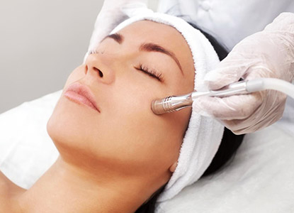 Microdermabrasion Facial Peel Treatment in Noida